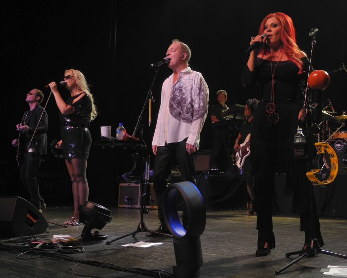 Squeeze and the B-52s - Summer Dance Party Tour 2012