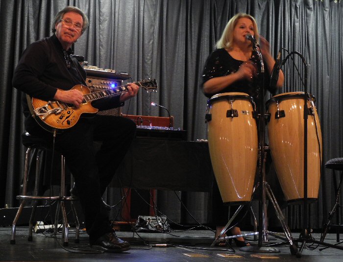 Tom and Sandy Doyle Pay Tribute to Les Paul and Mary Ford