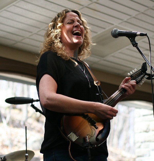 The Amy Helm Band Begins a New Legacy in Ringwood