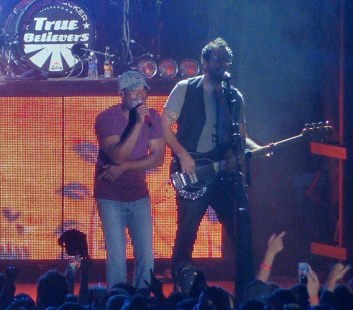 Darius Rucker In Concert: Rockland Town Turns Into Countryland County
