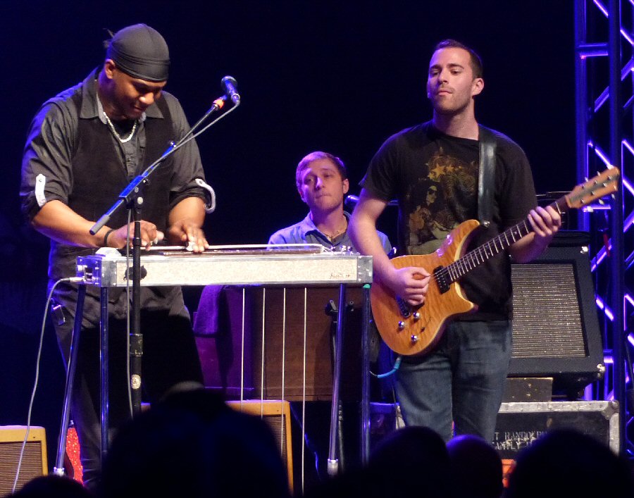 Robert Randolph and the Family Band - New Jersey Homecoming