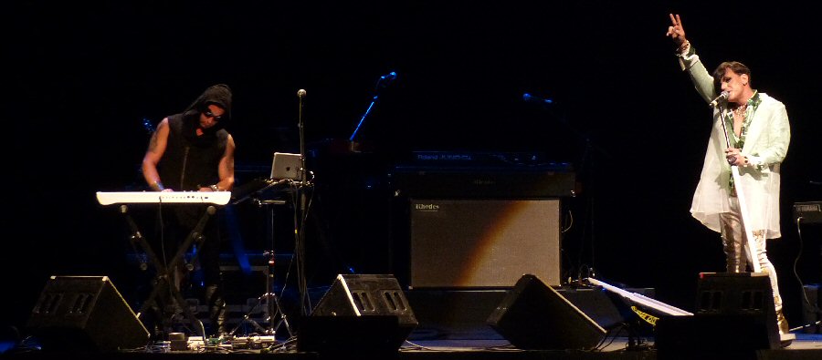 Macy Gray Is Worth the Wait as The Way Is Revealed in New Jersey