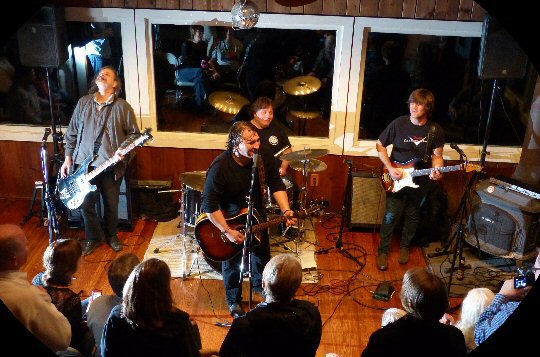 Hungerthon 2014 Hits Home with Joe D'Urso and Jen Chapin in Ringwood