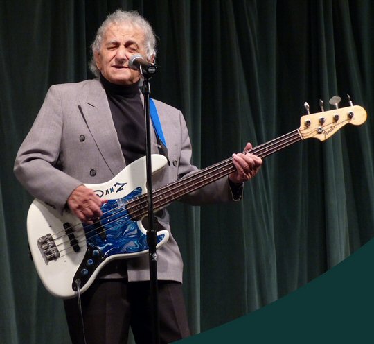 Lou Pallo Duo Puts on a Show in Pompton Plains