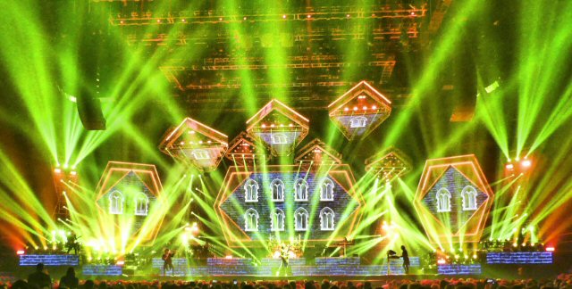 Trans-Siberian Orchestra Electrifies in Return to Music City